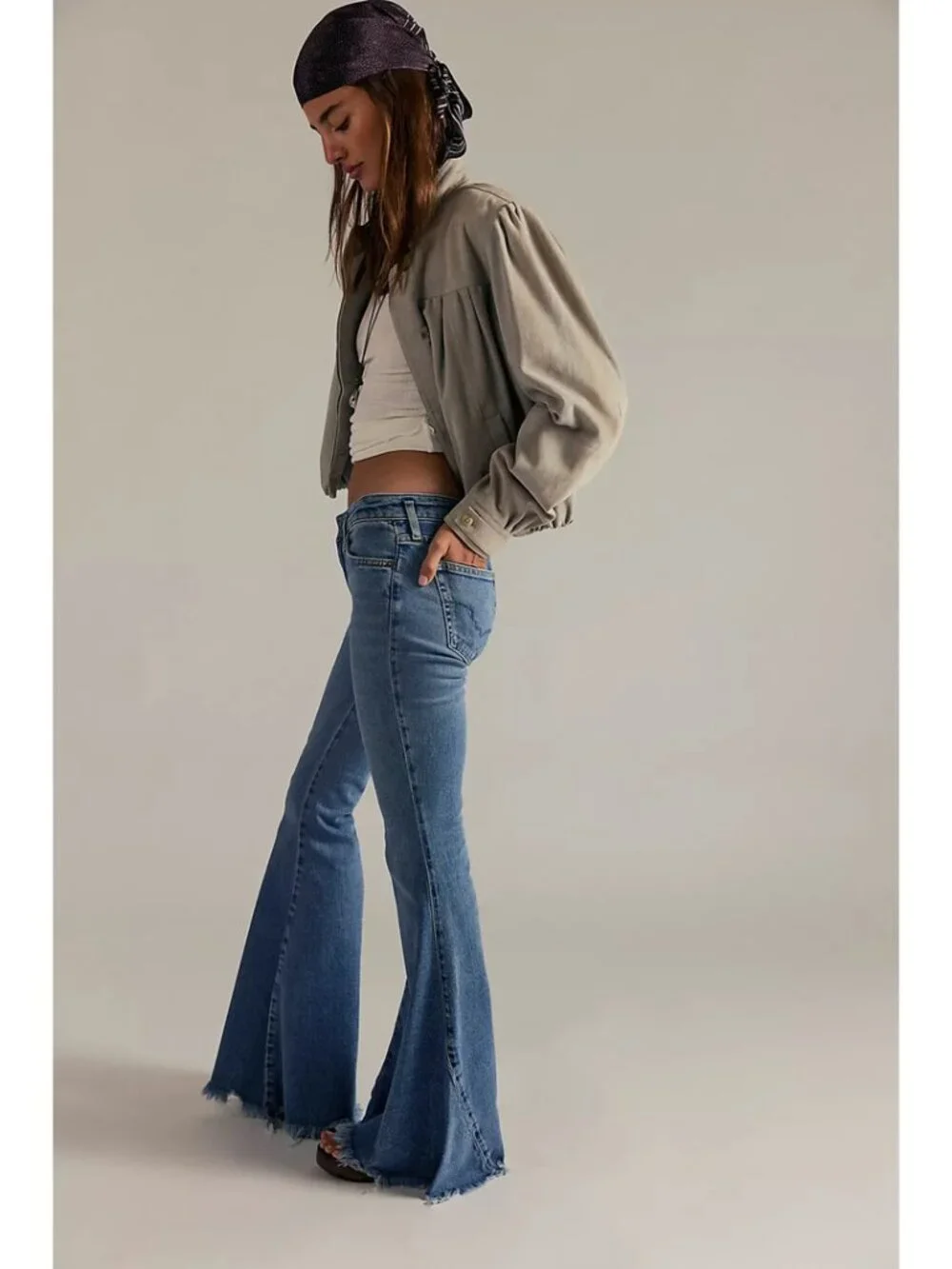 FREE PEOPLE Emre Low-Rise Flare Jeans in Poppy Blue Size US 28 NWT